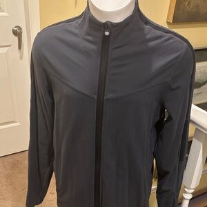 Lululemon Men's Gray Top